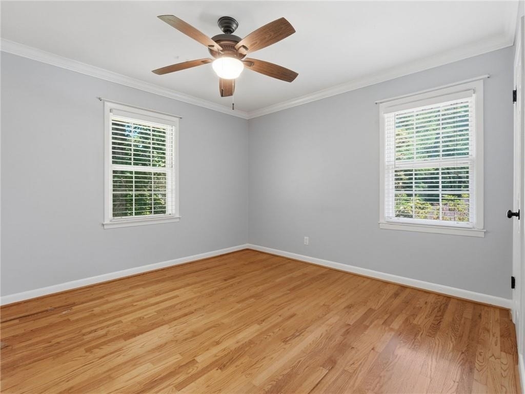 1111 N Valley Drive - Photo 32