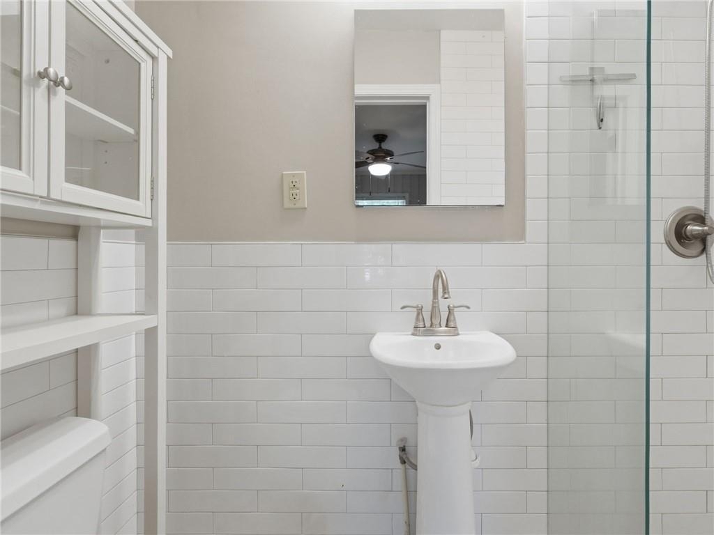 1111 N Valley Drive - Photo 26