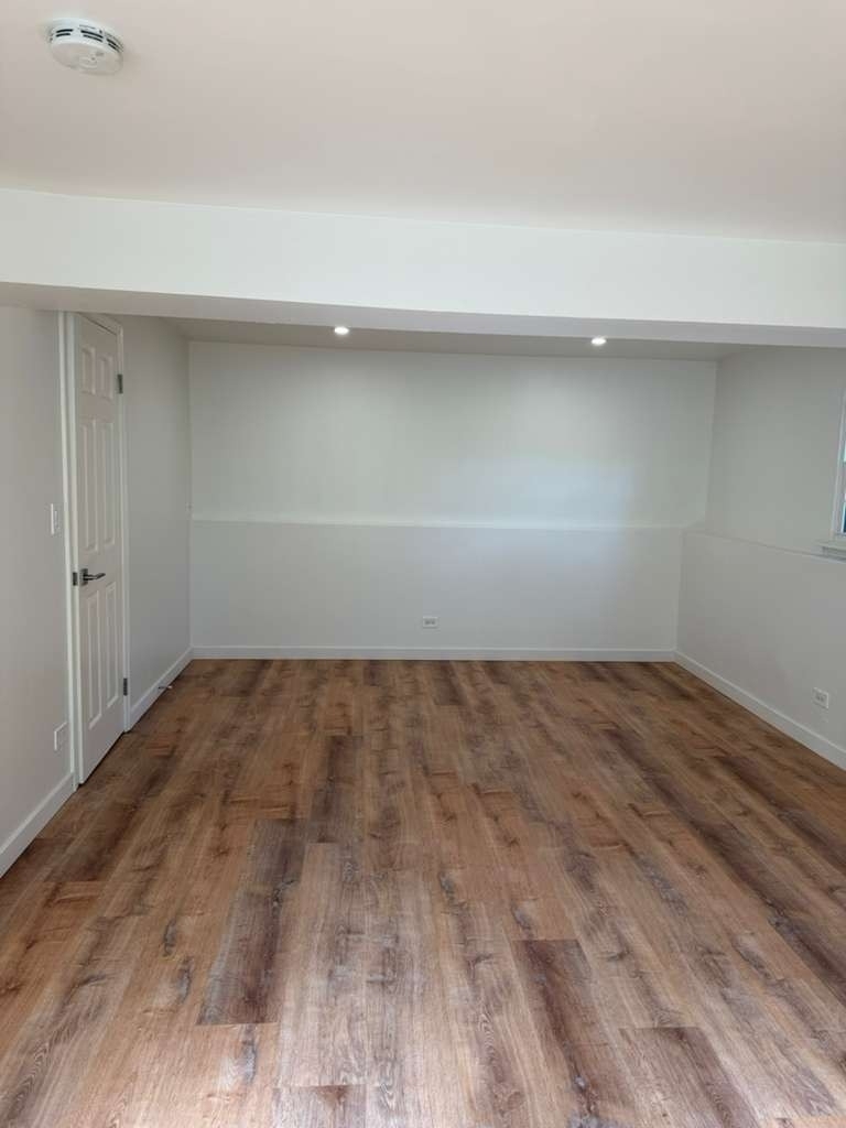 136 Brookwood Court - Photo 9
