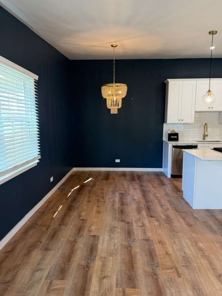 136 Brookwood Court - Photo 2