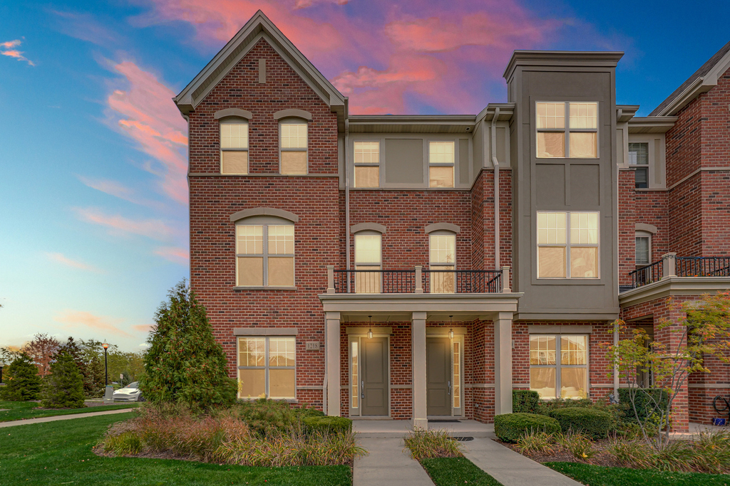 1218 Byrne Boulevard - Photo 0