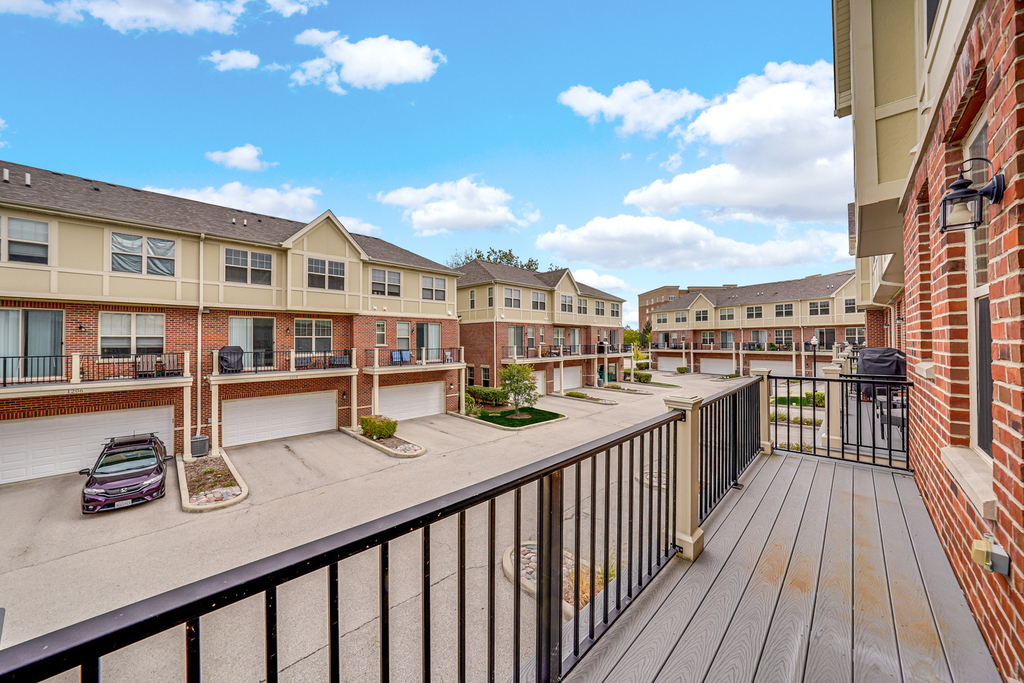 1218 Byrne Boulevard - Photo 2