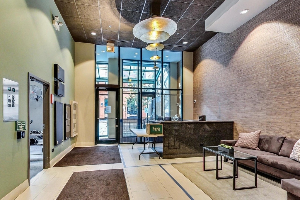 400 W Ontario Street - Photo 20