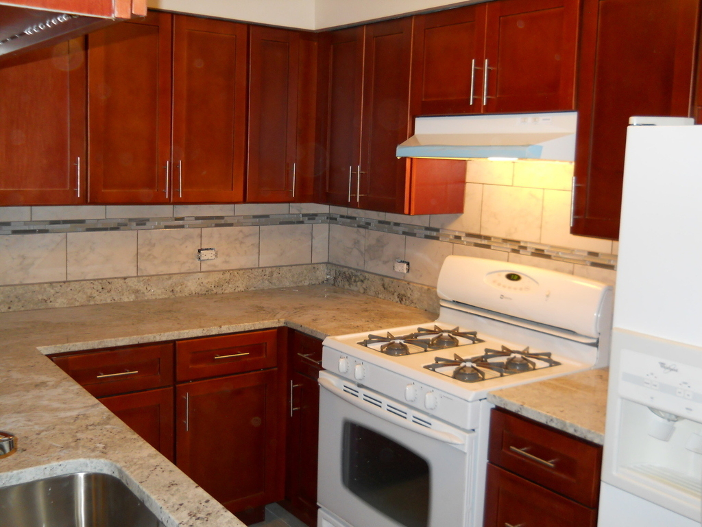 621 Hapsfield Avenue - Photo 1