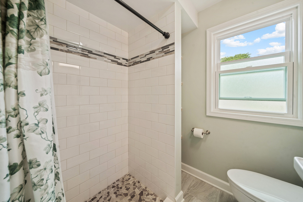 5320 Suffield Court - Photo 14