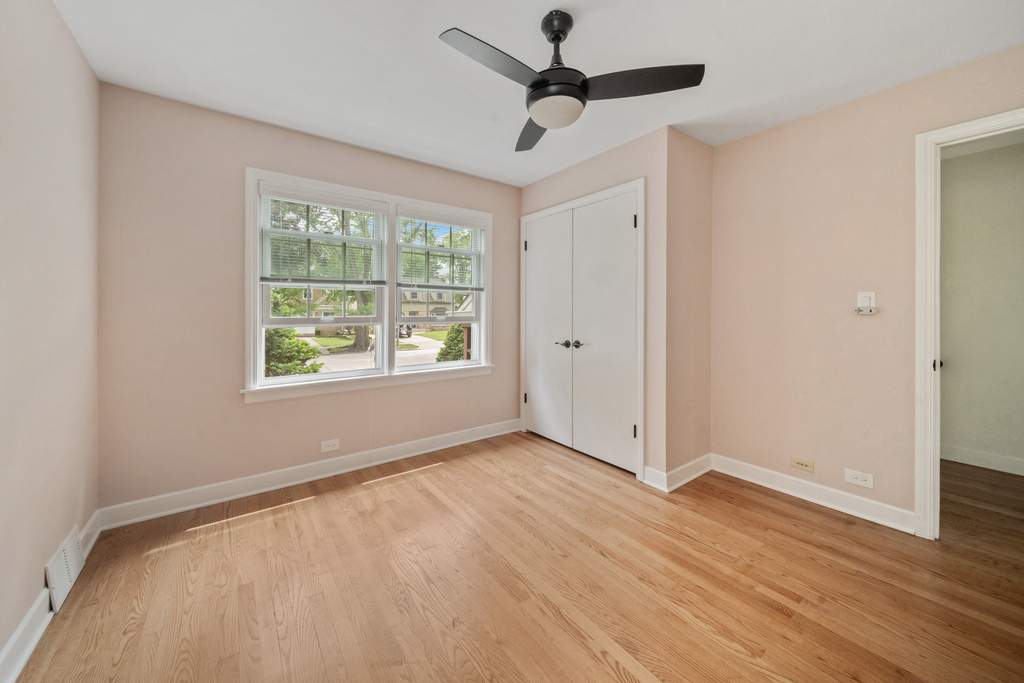 5320 Suffield Court - Photo 11