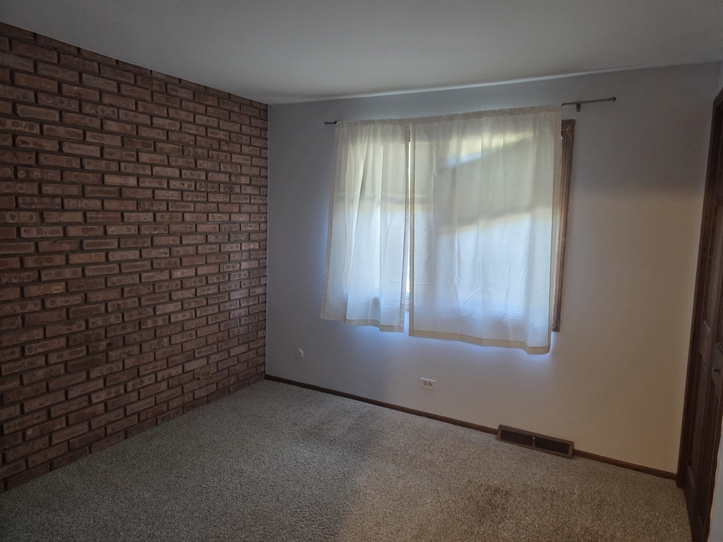 528 E Main Street - Photo 11