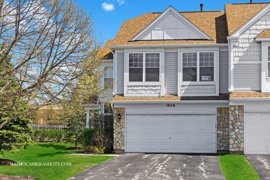 1058 Delta Drive - Photo 0