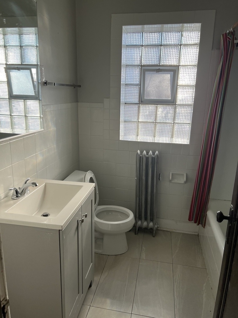 5904 W Berteau Avenue - Photo 13