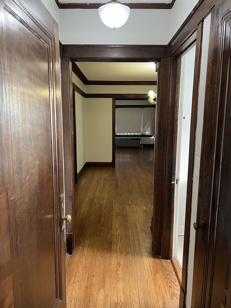 5904 W Berteau Avenue - Photo 1