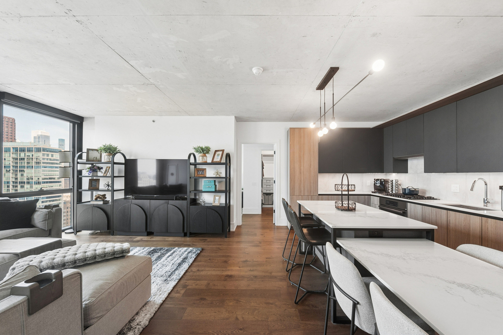234 W Polk Street - Photo 3