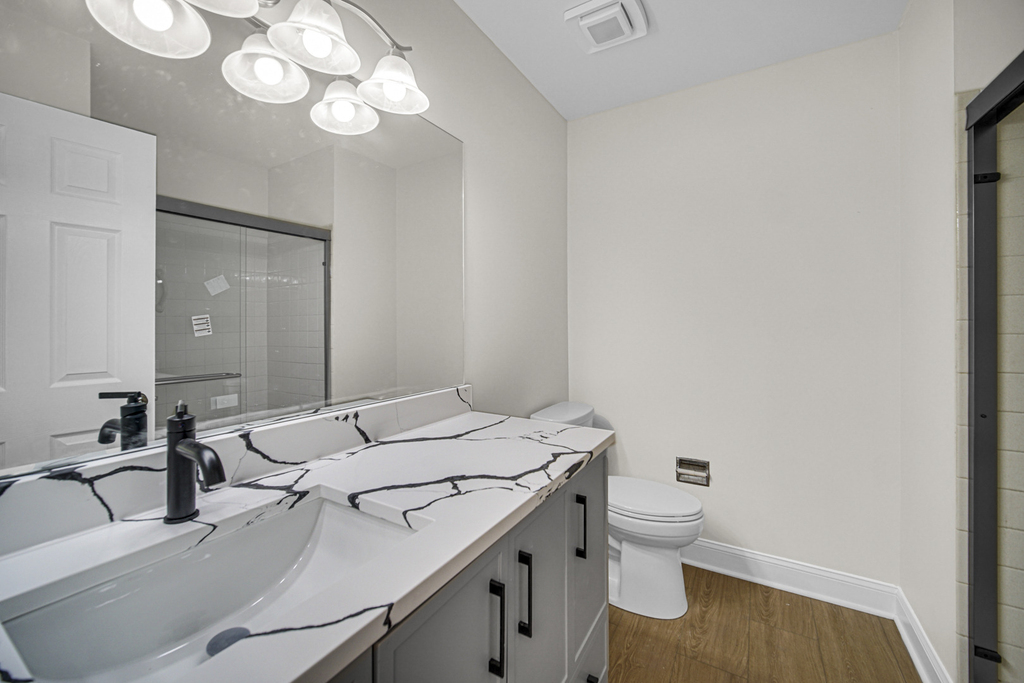 607 Berkley Court - Photo 16