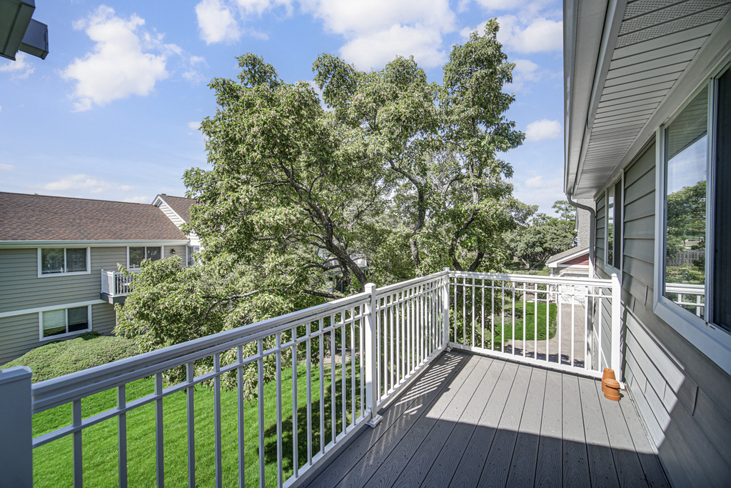 607 Berkley Court - Photo 23