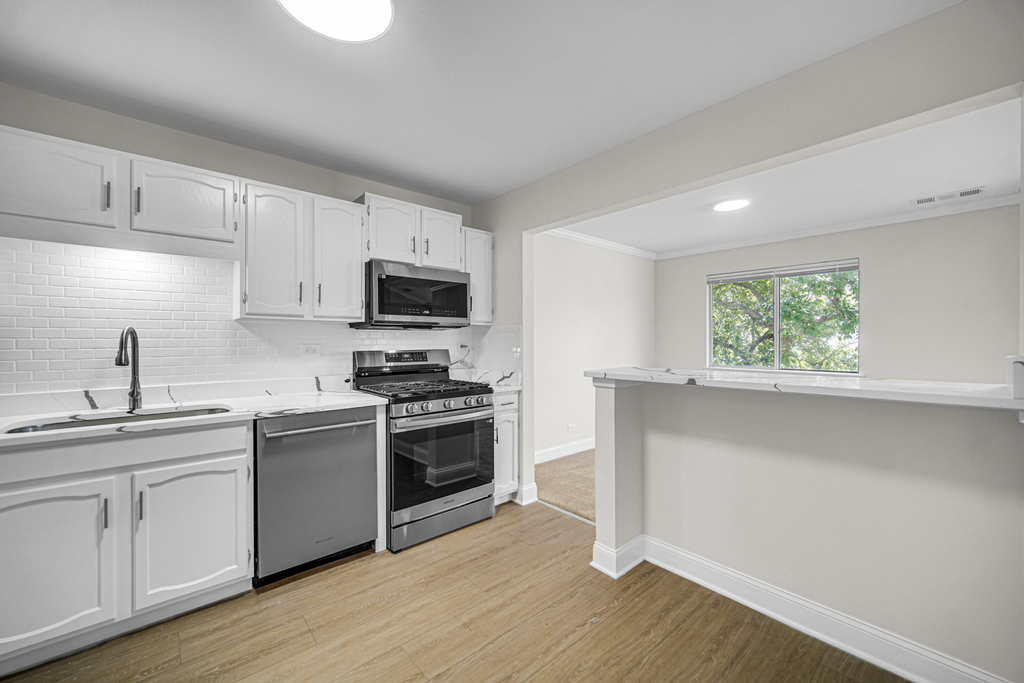 607 Berkley Court - Photo 10