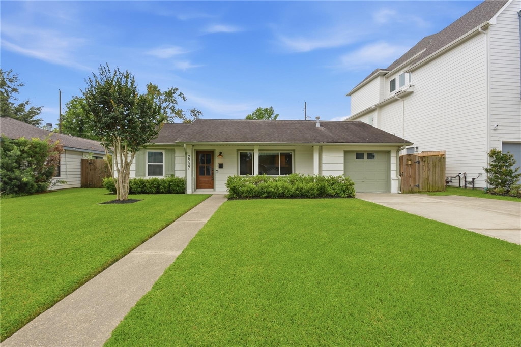2207 Saxon Drive - Photo 0