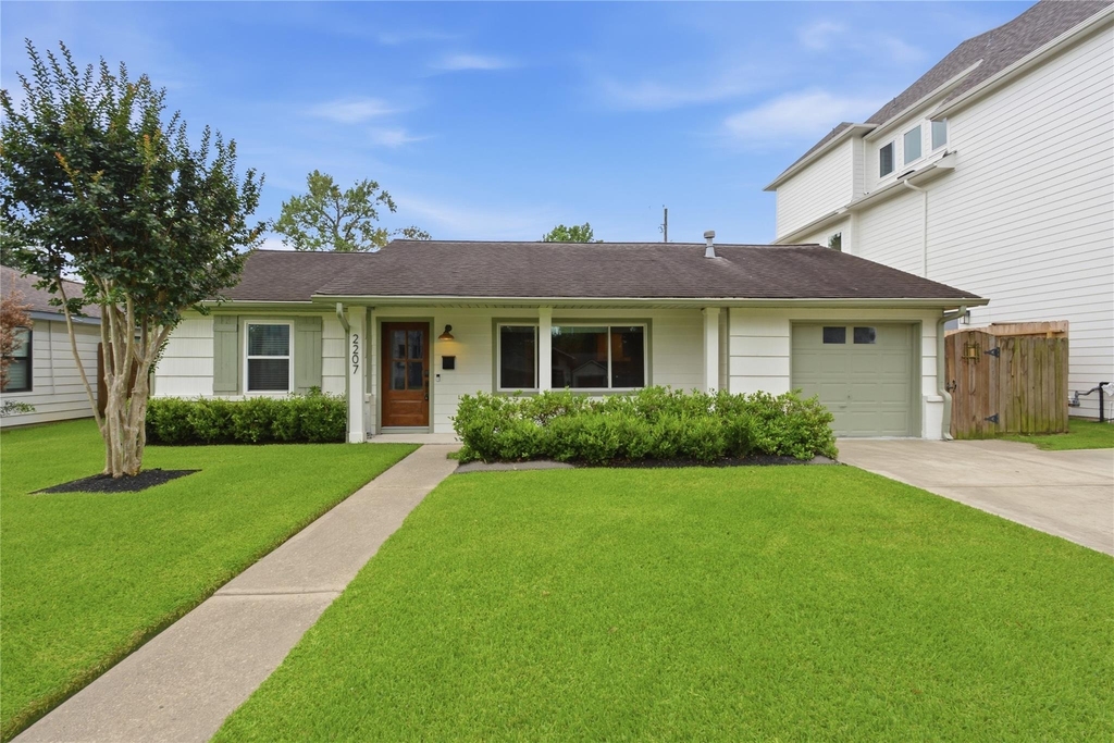 2207 Saxon Drive - Photo 1