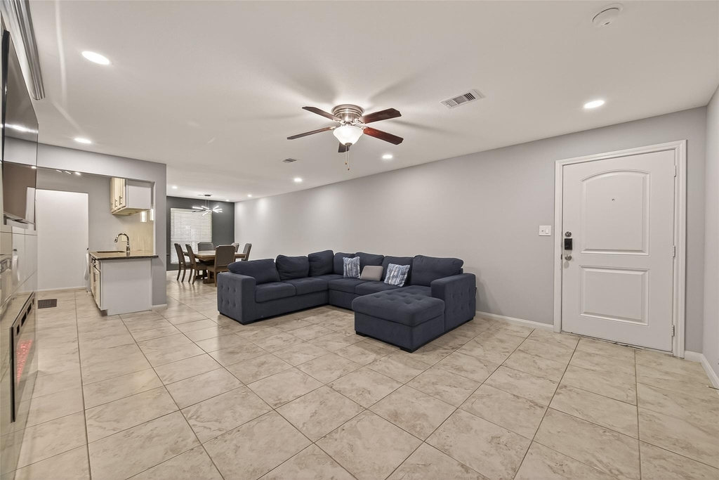 5333 Richmond Avenue - Photo 3