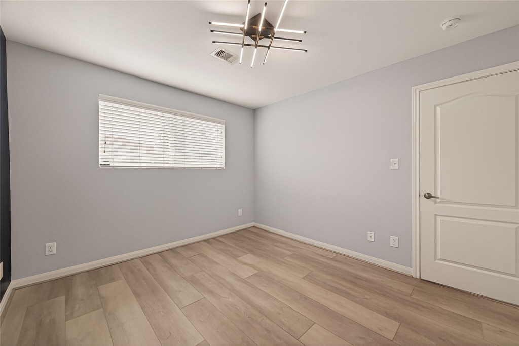 5333 Richmond Avenue - Photo 10