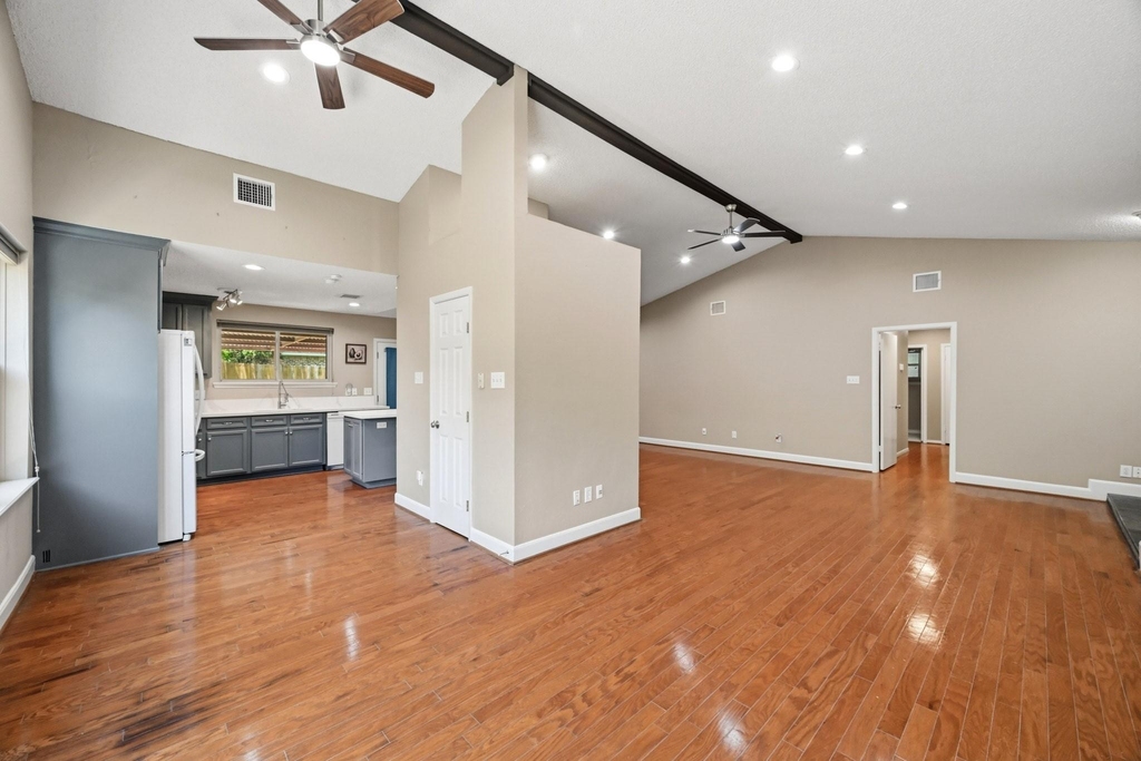 17511 Favor Bend Court - Photo 16