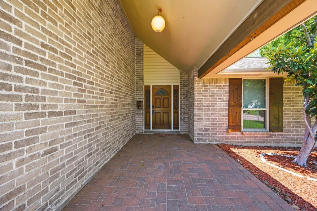 17511 Favor Bend Court - Photo 7
