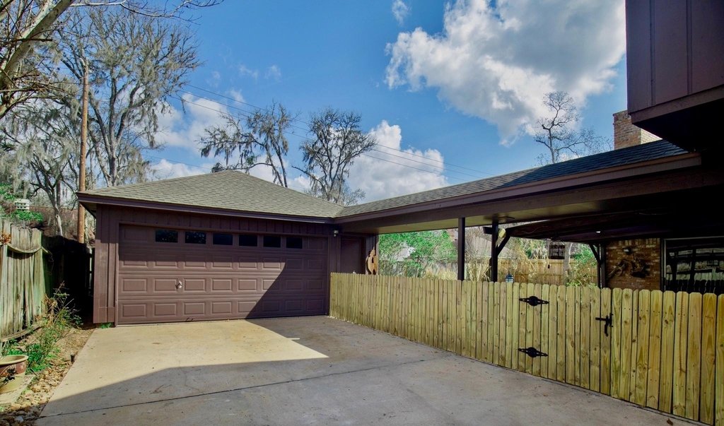 3903 Kiamesha Drive - Photo 32