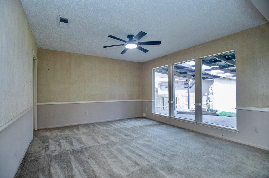3903 Kiamesha Drive - Photo 11