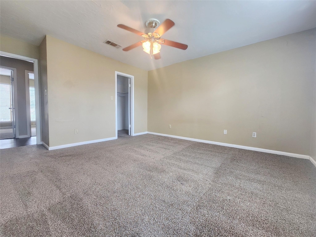 3418 Avenue P - Photo 11