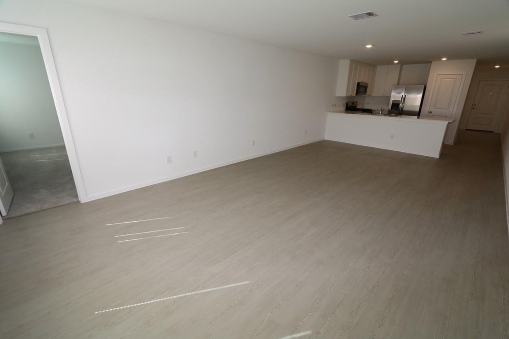 6245 Alder Creek Drive - Photo 5