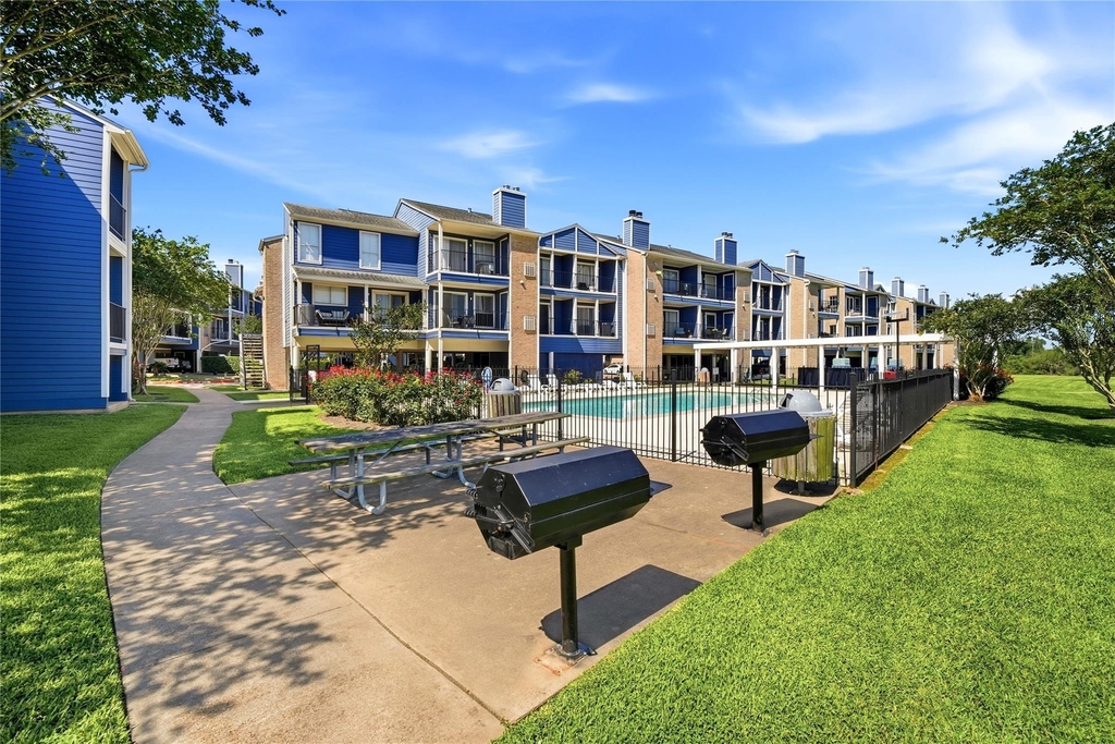 18511 Egret Bay Boulevard - Photo 18