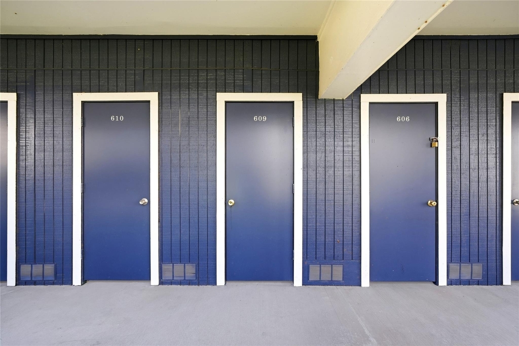 18511 Egret Bay Boulevard - Photo 17