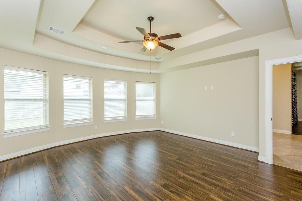 6122 Garden Lakes Lane - Photo 11