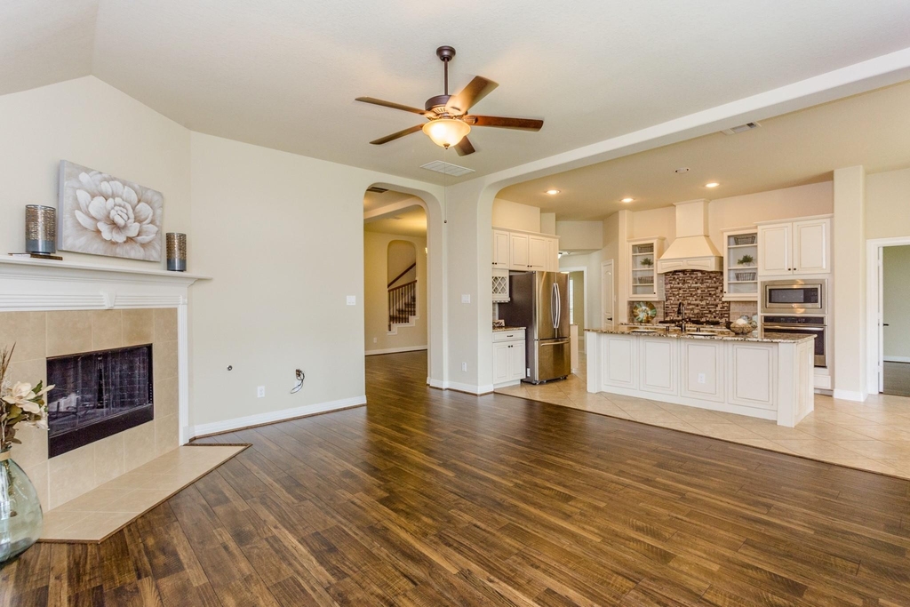 6122 Garden Lakes Lane - Photo 2