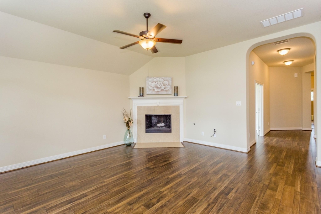 6122 Garden Lakes Lane - Photo 3