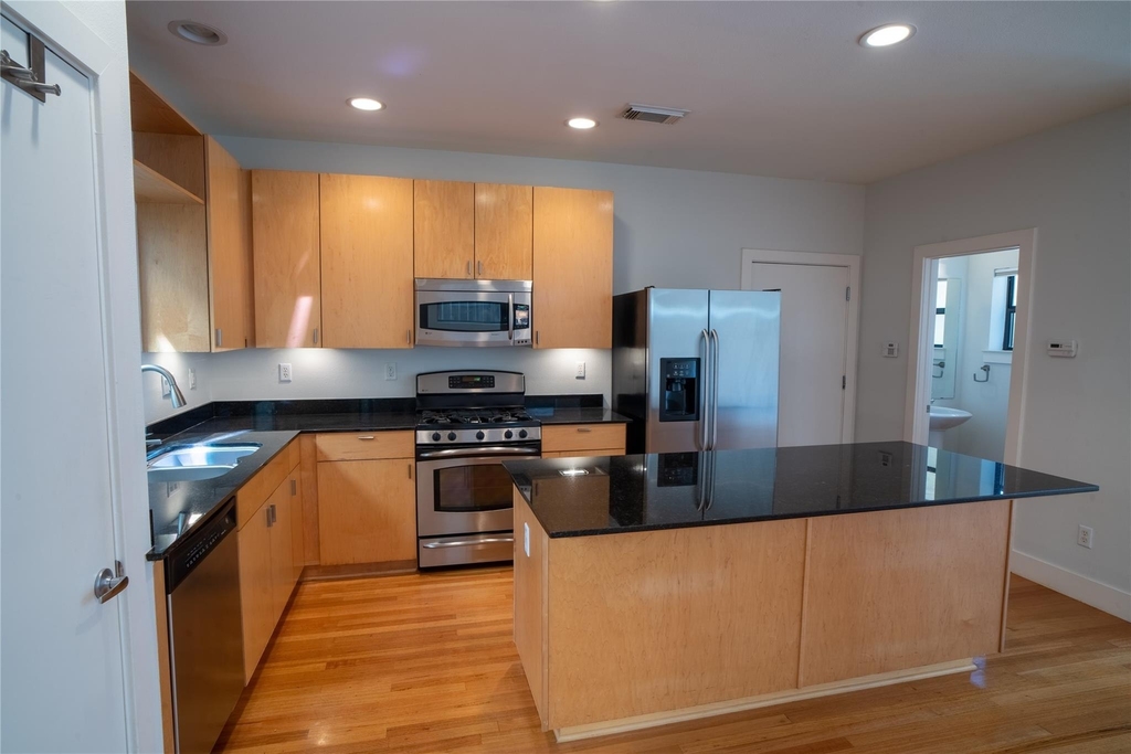 4327 Eigel Street - Photo 7