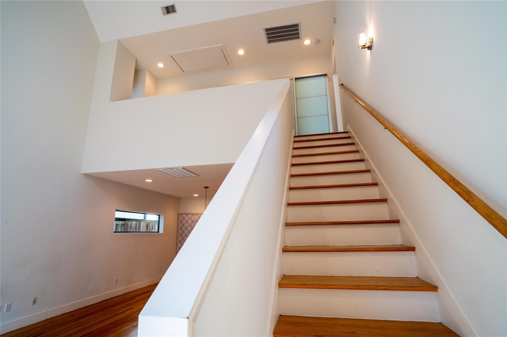 4327 Eigel Street - Photo 9