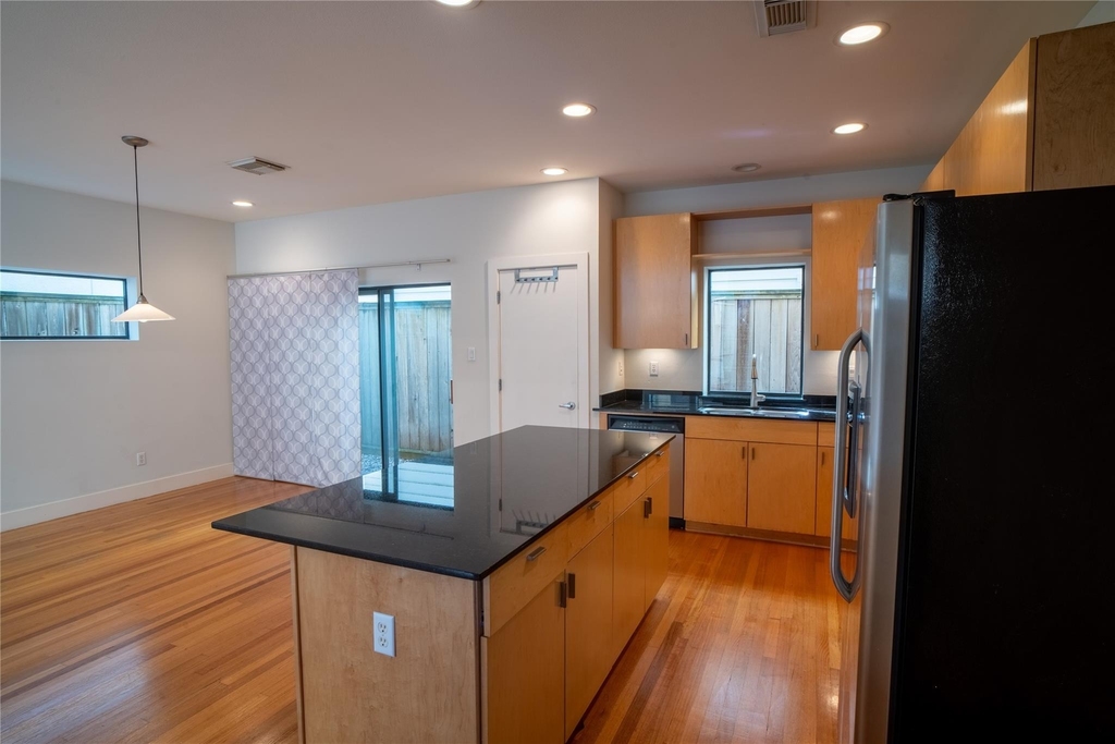 4327 Eigel Street - Photo 8