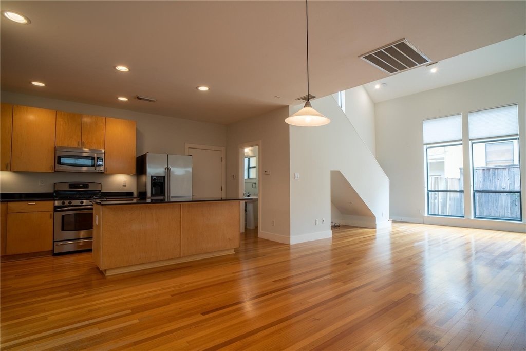4327 Eigel Street - Photo 2