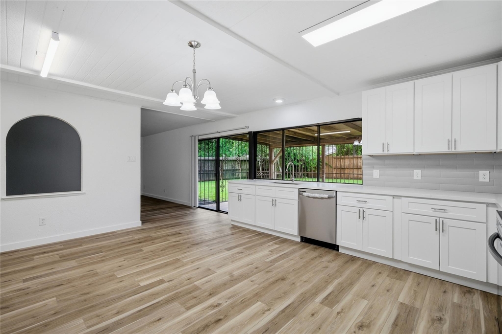2126 Quail Valley East Drive - Photo 25