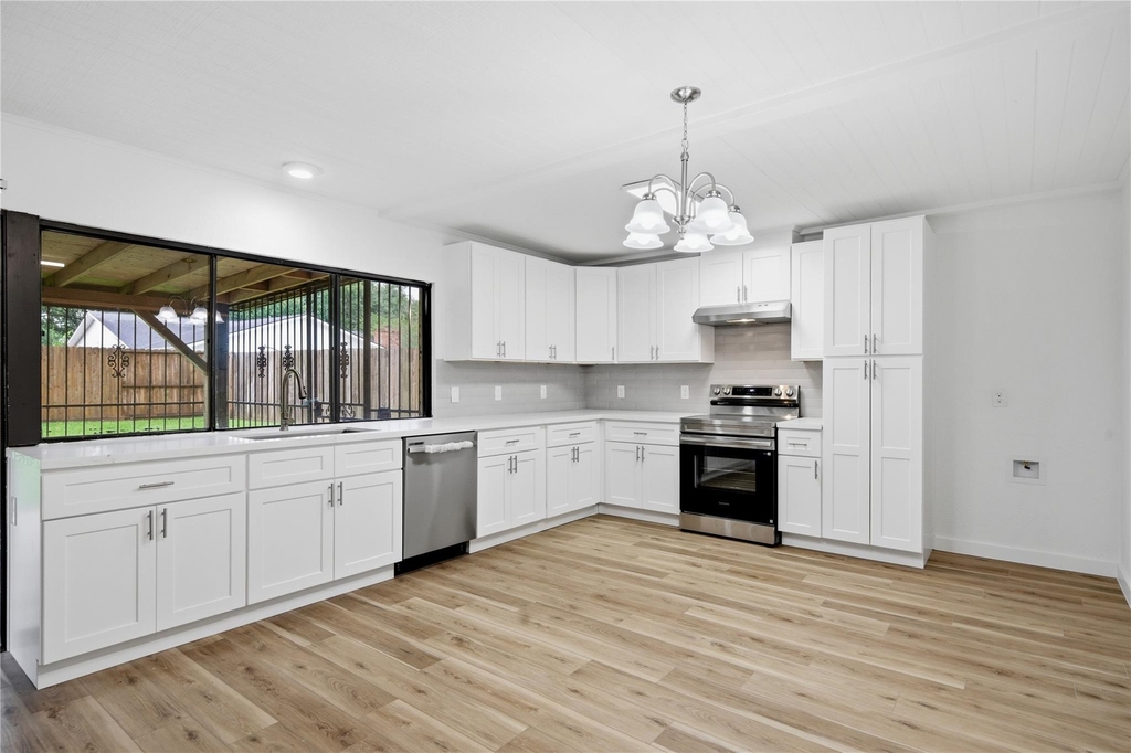 2126 Quail Valley East Drive - Photo 22