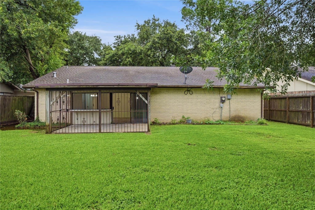 2126 Quail Valley East Drive - Photo 32