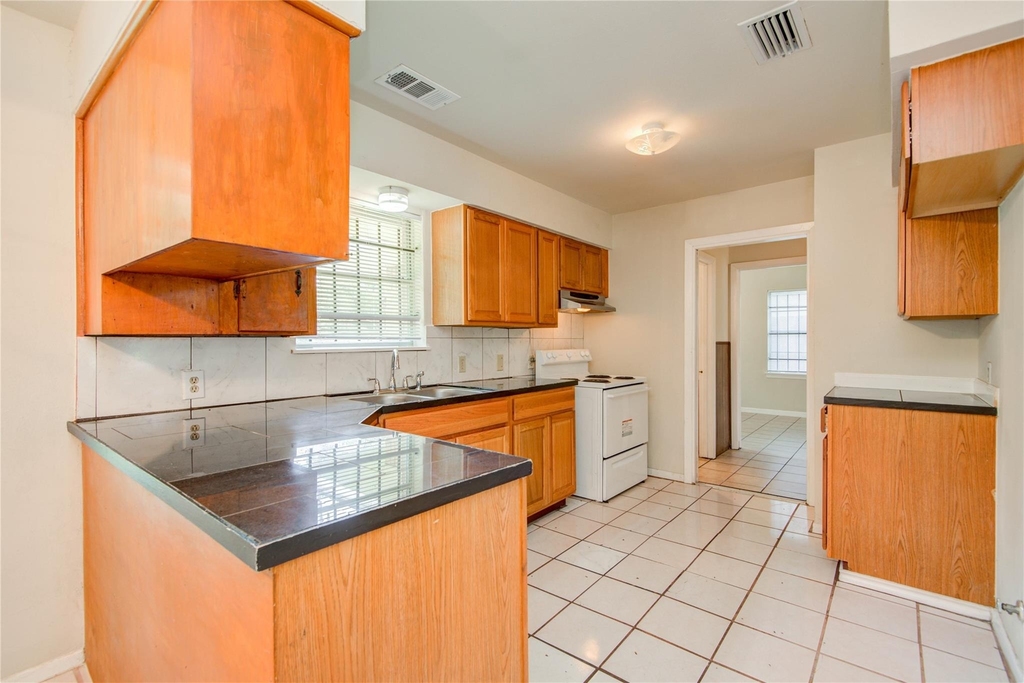 9526 Balsam Lane - Photo 21