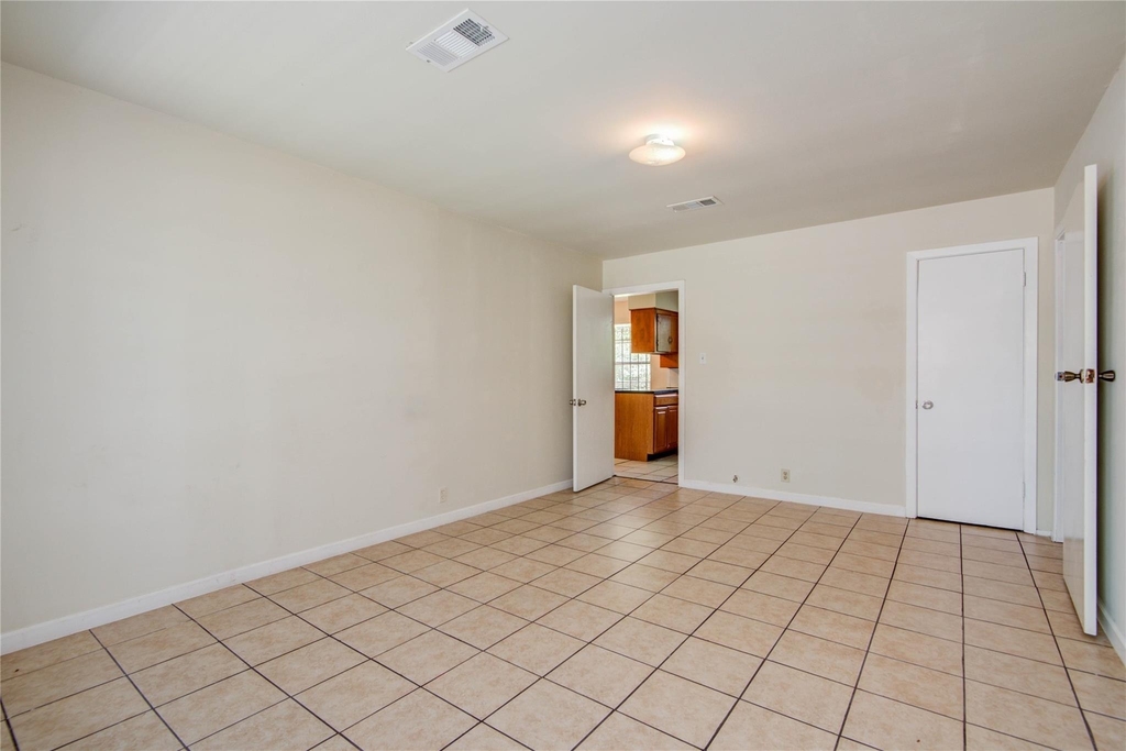 9526 Balsam Lane - Photo 6