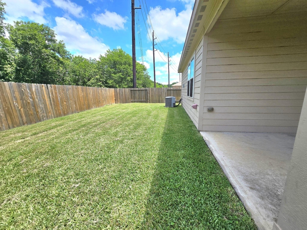 9510 Opal Gates Drive - Photo 12