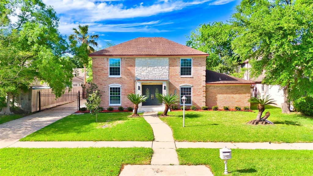 7914 Oakington Drive - Photo 4