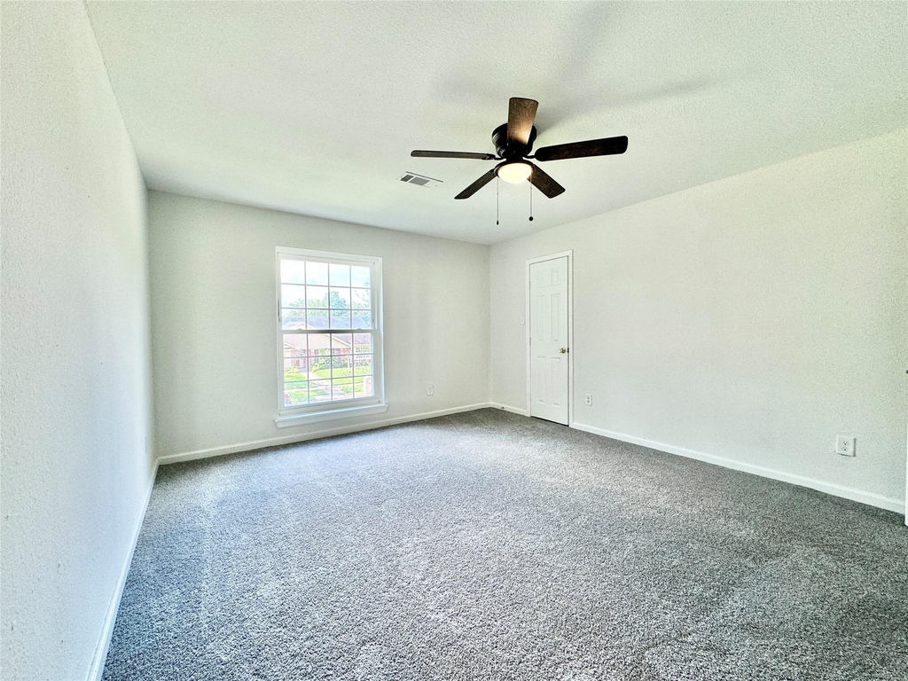 7914 Oakington Drive - Photo 24