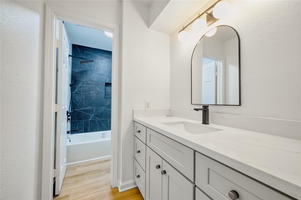 7914 Oakington Drive - Photo 18