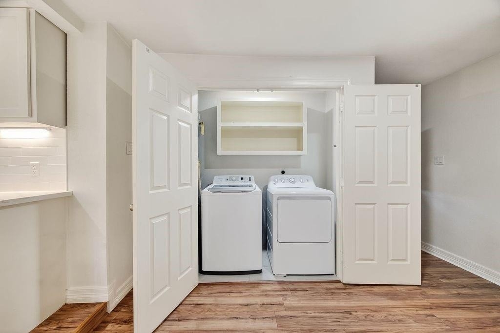 4520 Sharon Street - Photo 3