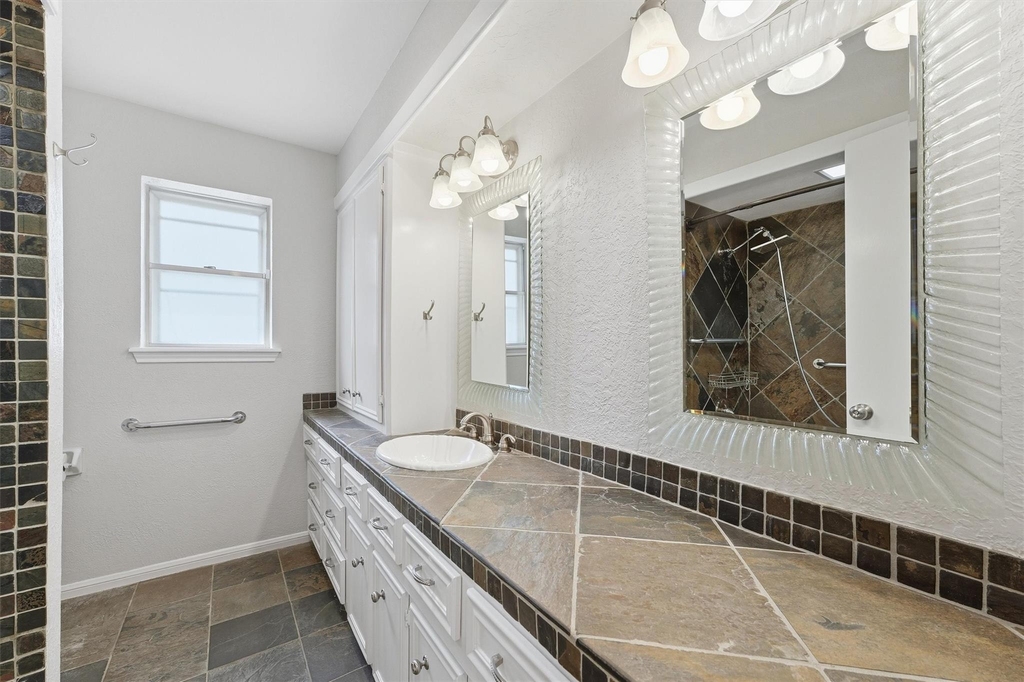18806 Candleview Drive - Photo 18
