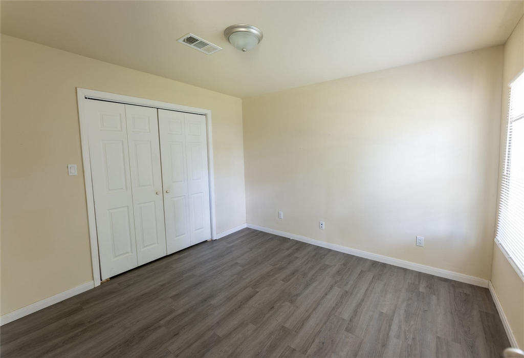 4942 Bataan Road - Photo 12