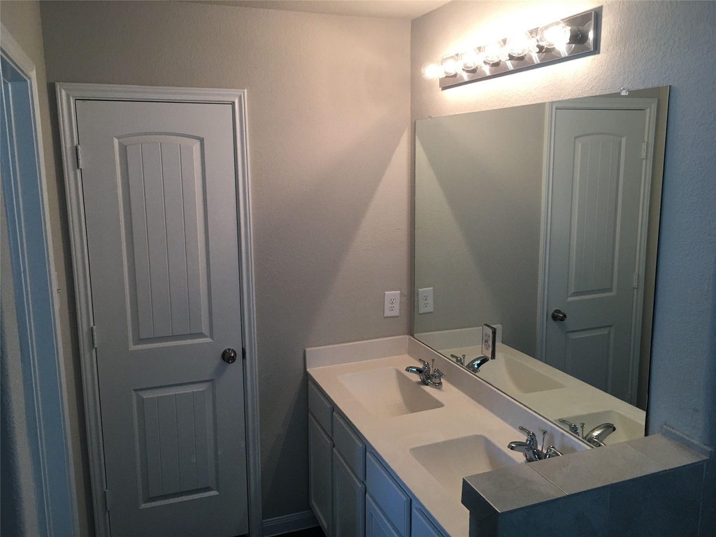 2111 Ethan Drive - Photo 21